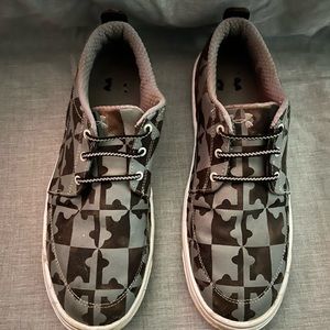 Men’s Under Armour slip on size 9